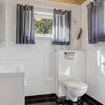 3 Bedroom Awesome In Sveio