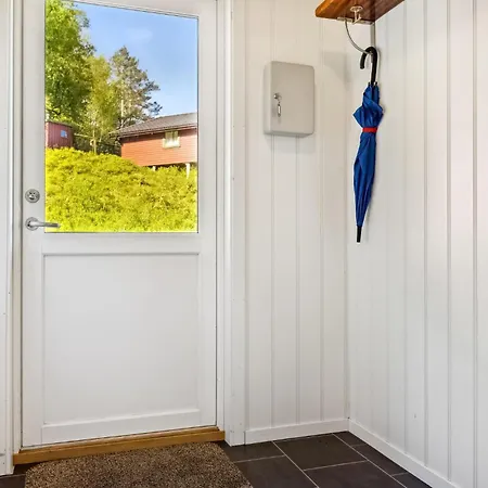 Cozy In With Wifi Holiday home Sveio