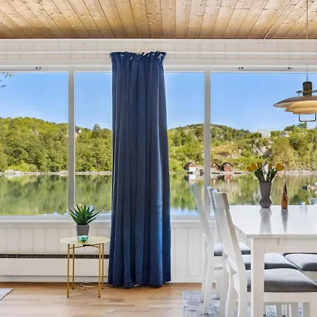 Holiday home Cozy In With Wifi
