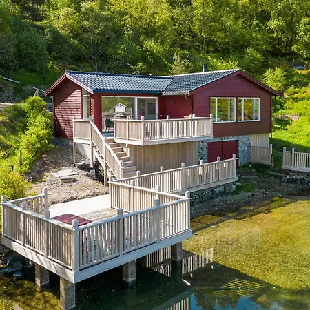 Cozy In With Wifi Holiday home Sveio
