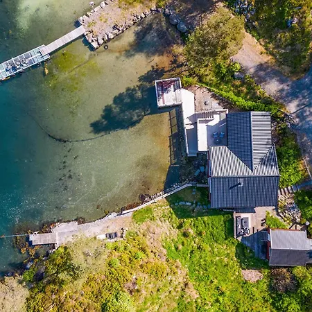 3 Bedroom Awesome In