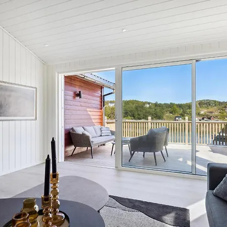 3 Bedroom Awesome In * Sveio